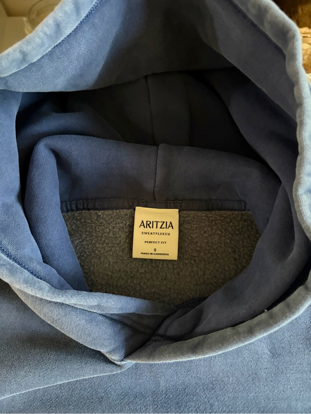 Aritzia Sweatfleece Hoodie in Navy Blue Size Small